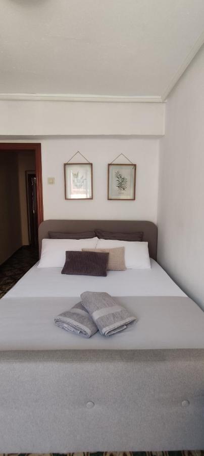 Apartamento Habitación con balcón privado. Valencia Exterior foto
